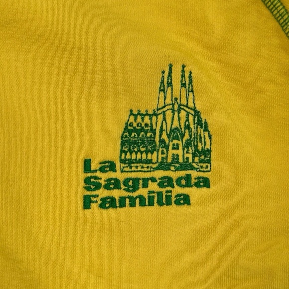 Made Some Souvenirs Cotton Crewneck Sweatshirt – Yellow La Sagrada Familia NWOT - Picture 3 of 9